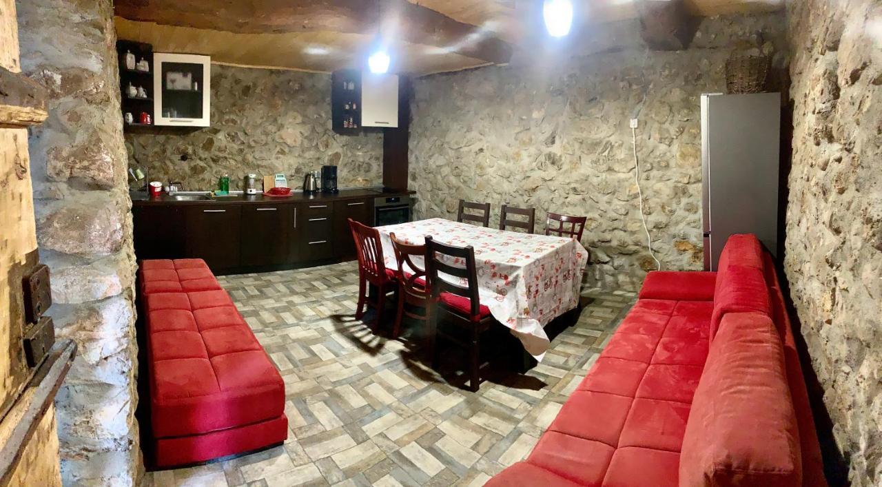 Цяла Ваканционна Къща- Florina Houses Goranovtsi Buitenkant foto